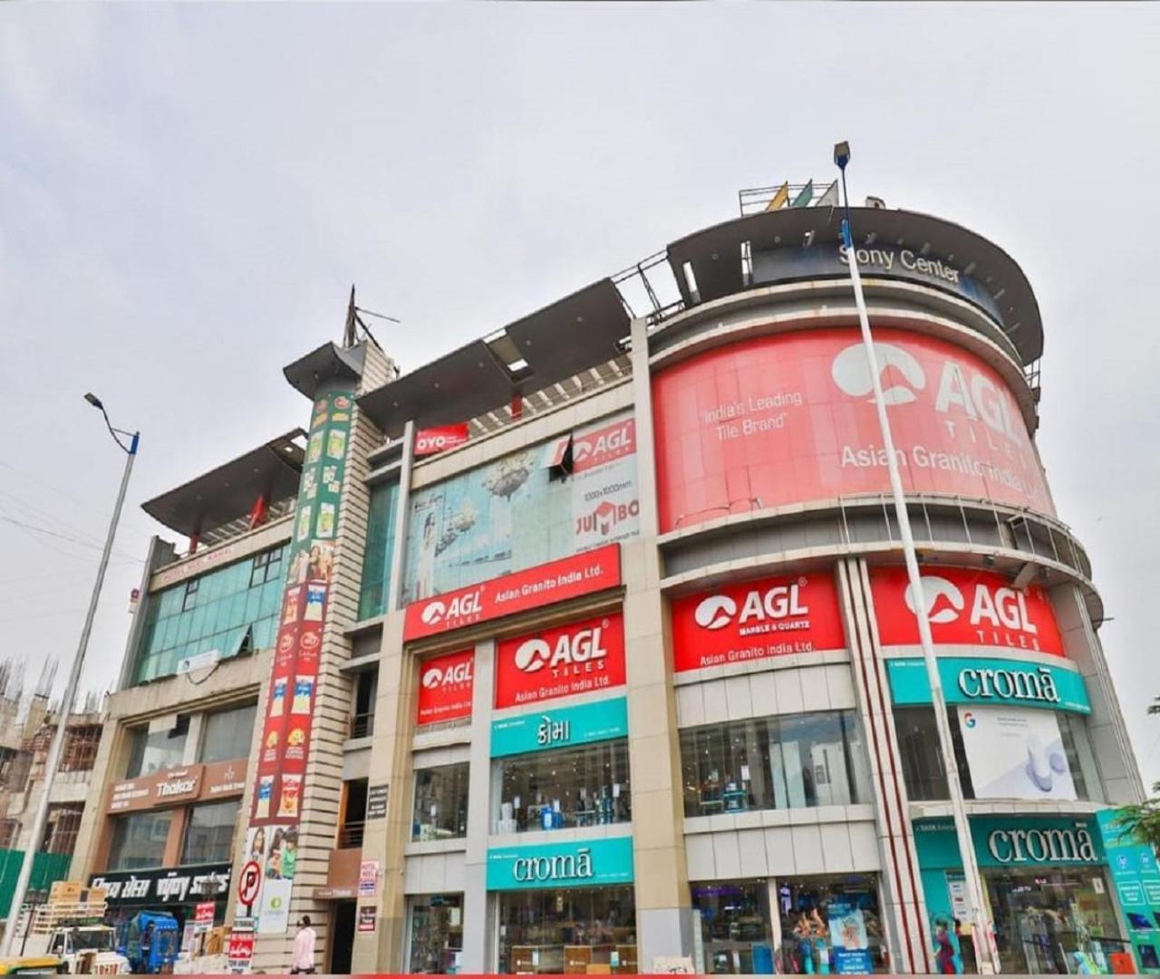 Hotel Nest View Ahmedabad Ngoại thất bức ảnh