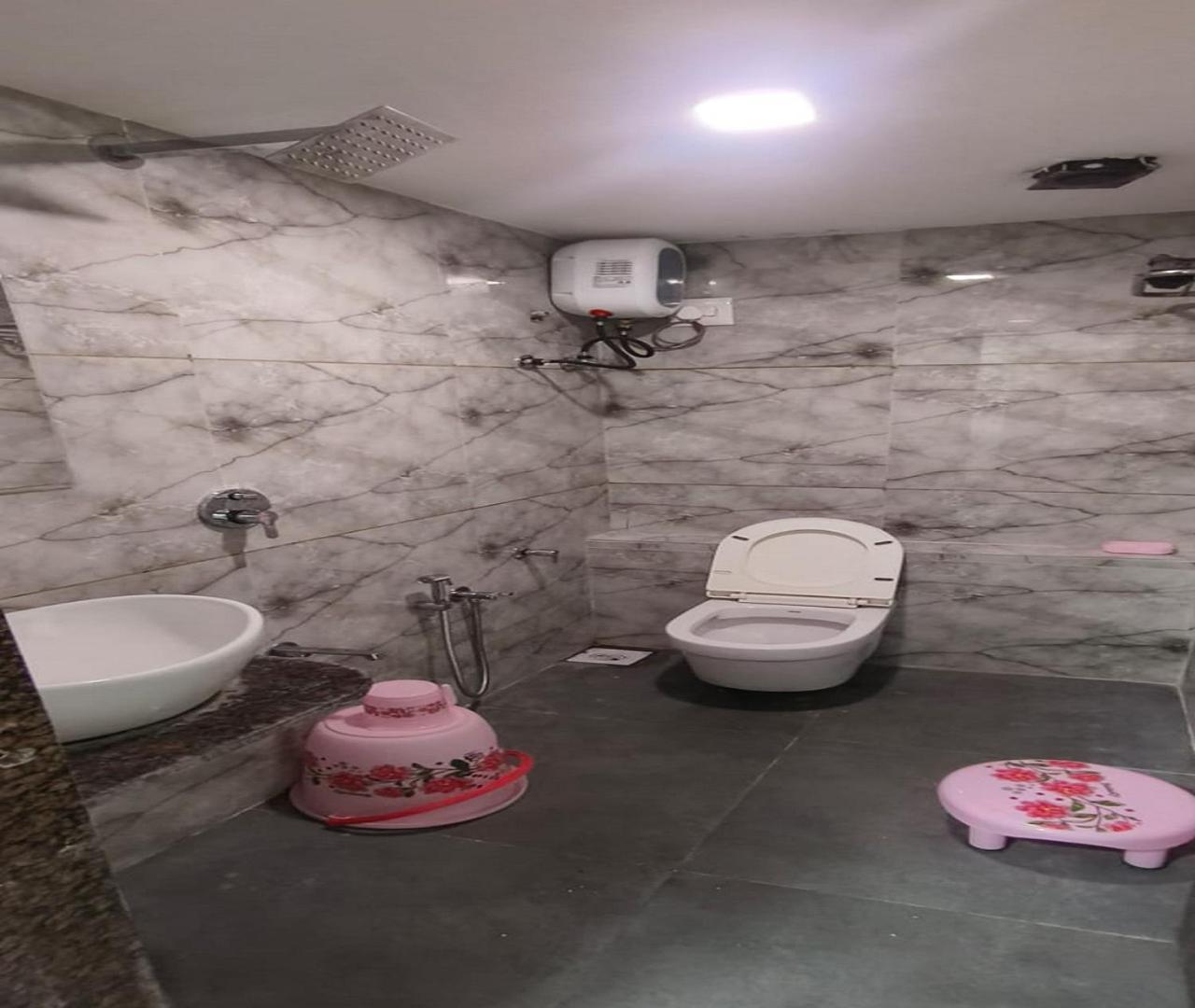 Hotel Nest View Ahmedabad Ngoại thất bức ảnh